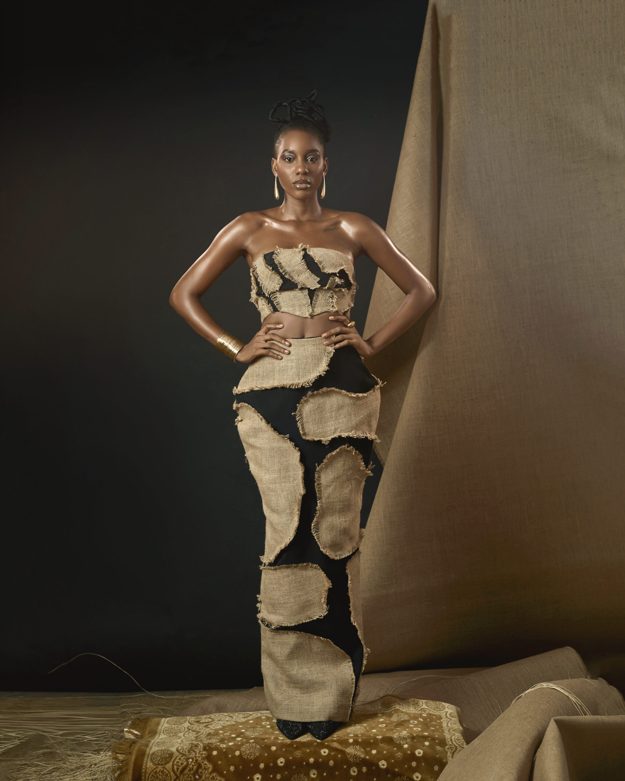 Artistic long skirt and tube top